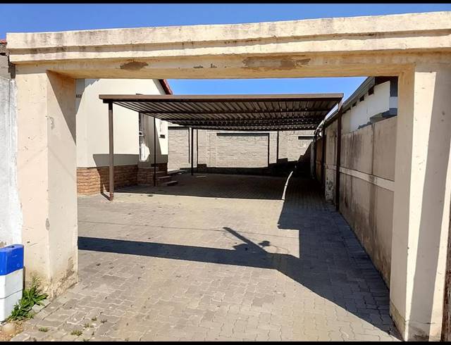 2 BEDROOM HOUSE FOR SALE IN KYA SANDS